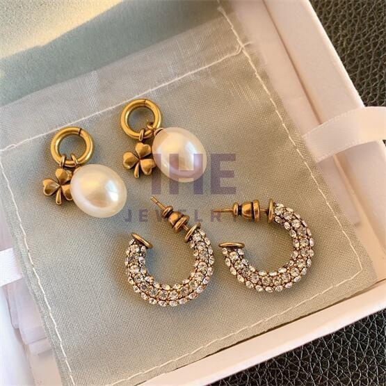 IHE Everstylish Earrings J1814
