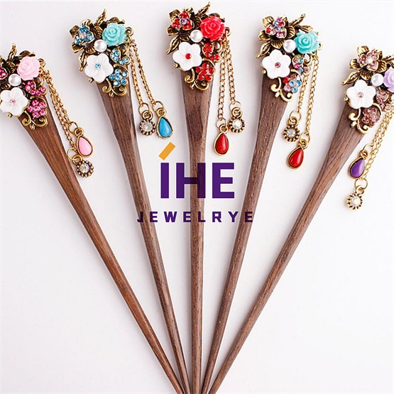 IHE Hair Ornaments M1807