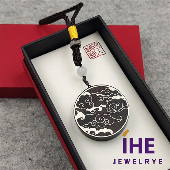 IHE Pendant Necklace M1842